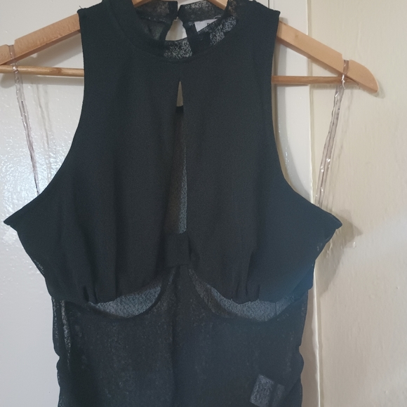 Sheer Cutout Bodysuit - Picture 4 of 5